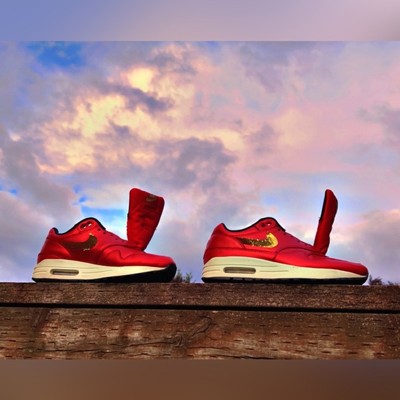 Meet your Posher, Tylynn - Picture 2 of 5